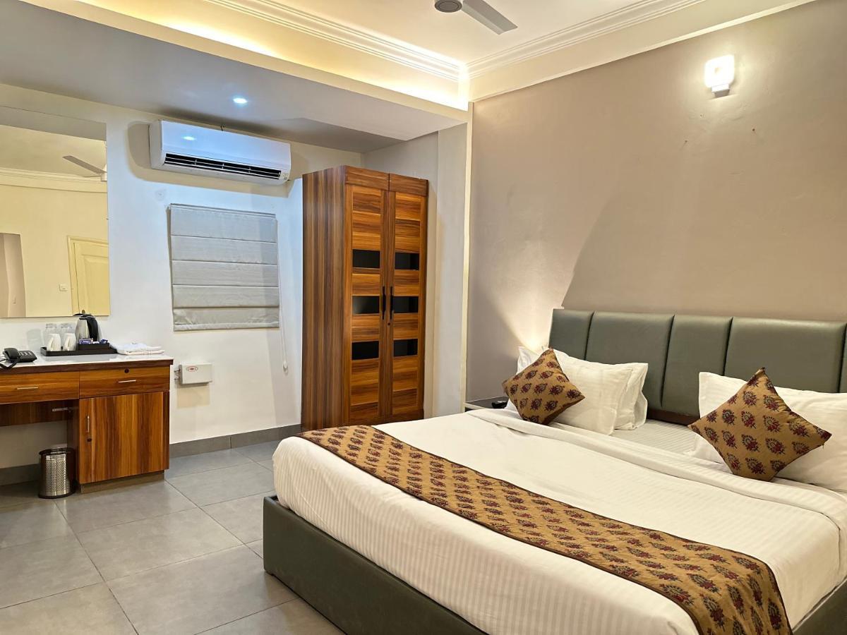 Nexstay Kassaba Inn Кожикоде Экстерьер фото